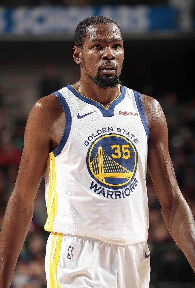 目前中国女 目前中国女