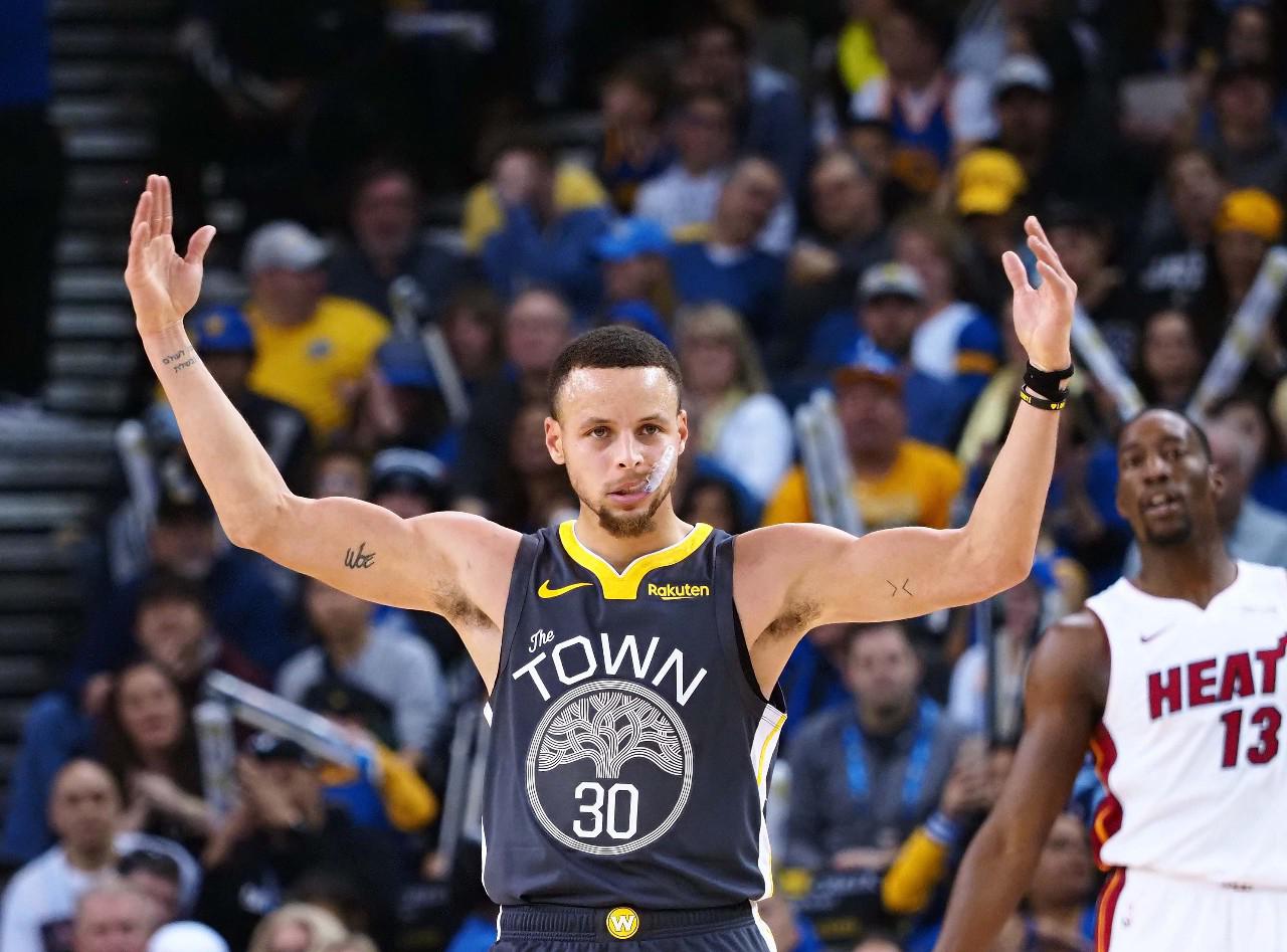 这个标签短 这个标签短