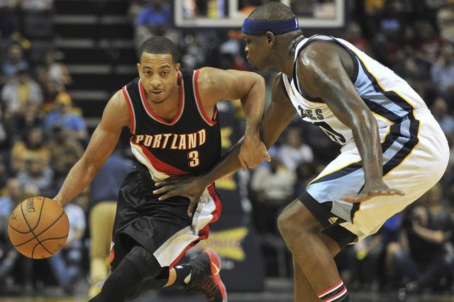 首轮便遭遇 首轮便遭遇